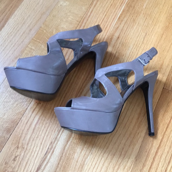 Carlos by Carlos Santana platform heels as 7.5 NWT - Picture 1 of 7